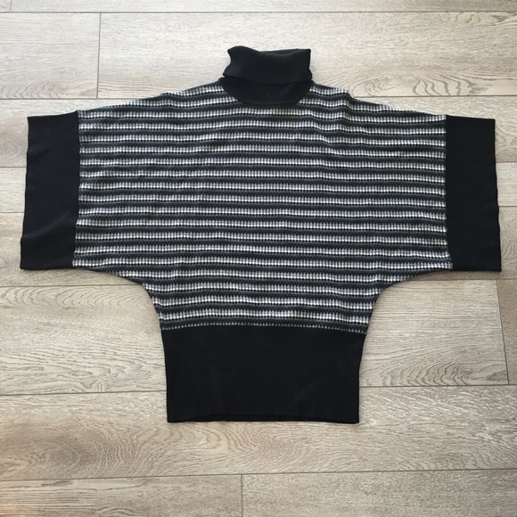 Trina Turk Women Sweater Wool Striped Turtleneck Gray Wide Sleeves 128012 Knit S - Picture 4 of 11